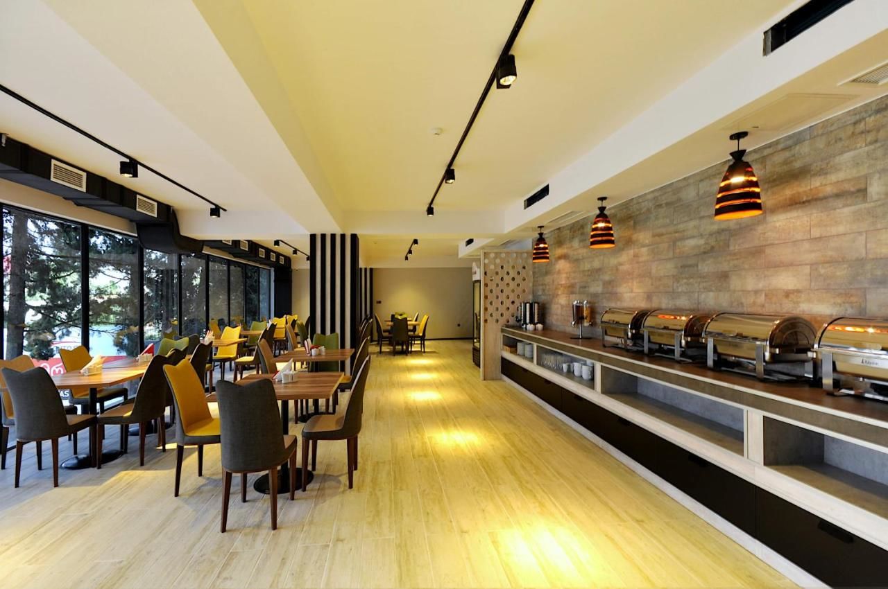 Отель Jazz Hotel Тбилиси-8